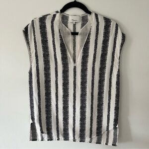 3.1 Philip Lim Vneck Top Silk black & white